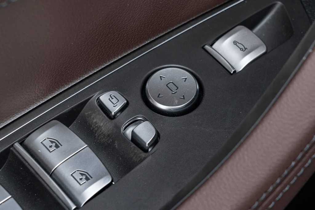 Фото 59 — BMW iX3: электрический кроссовер с премиальными характеристиками