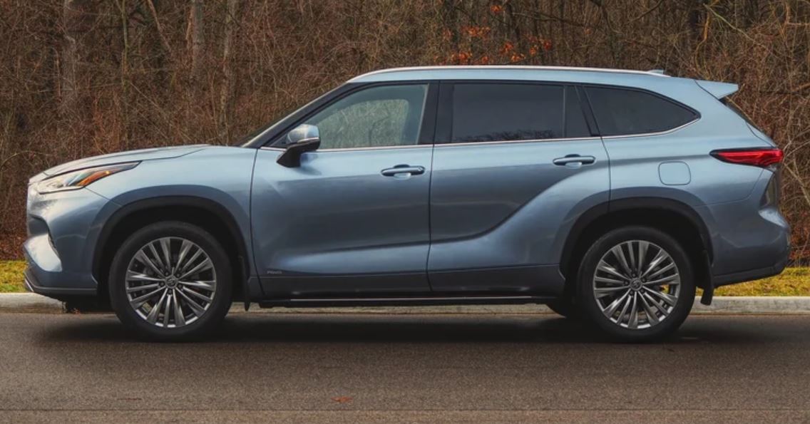 Фото 20 — Toyota Highlander Hybrid: семейный кроссовер с экономичным расходом топлива