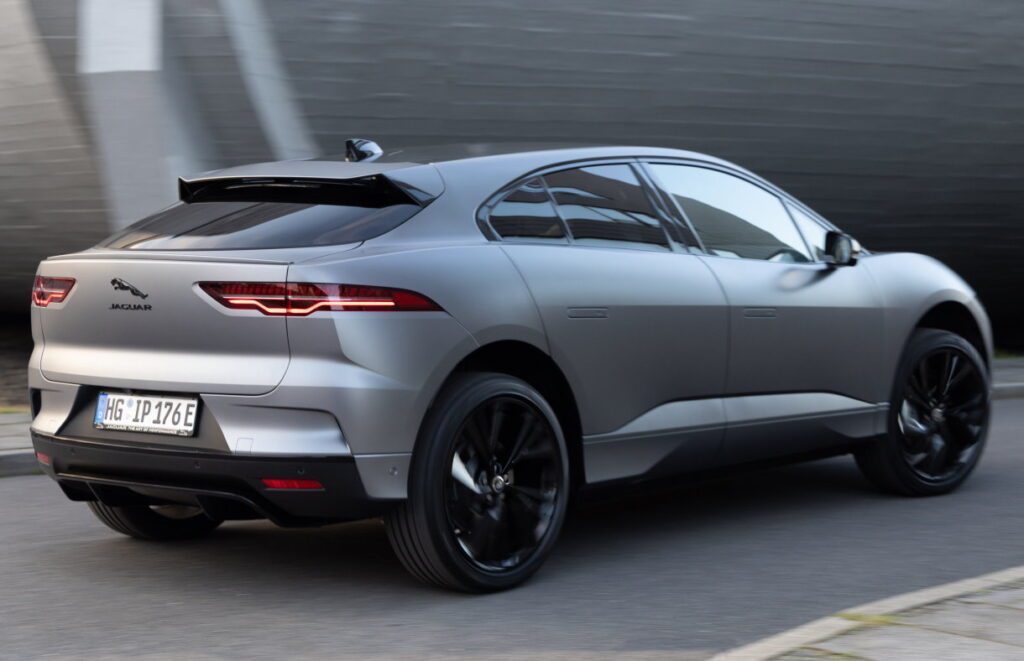 Фото 54 — Jaguar I-PACE: элегантный электрический кроссовер с высокой производительностью