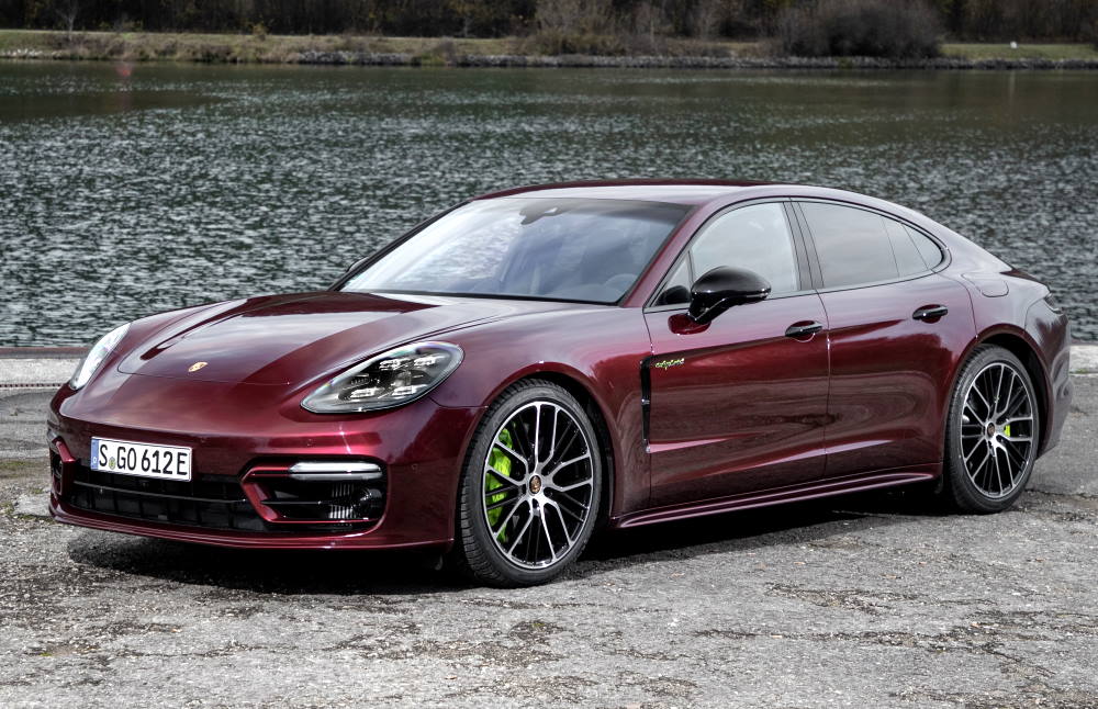 Фото 48 — Porsche Panamera: спортивный седан с легендарным прошлым и современными технологиями